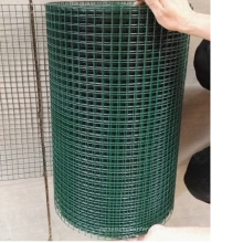 Rouleaux de treillis métallique soudés enduits de PVC de couleur verte en provenance de Chine